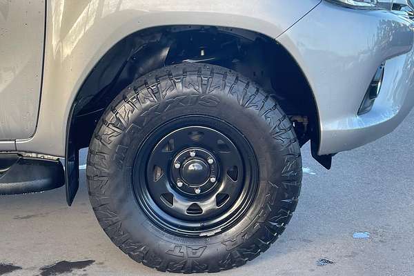 2017 Toyota Hilux SR5 GUN126R 4X4