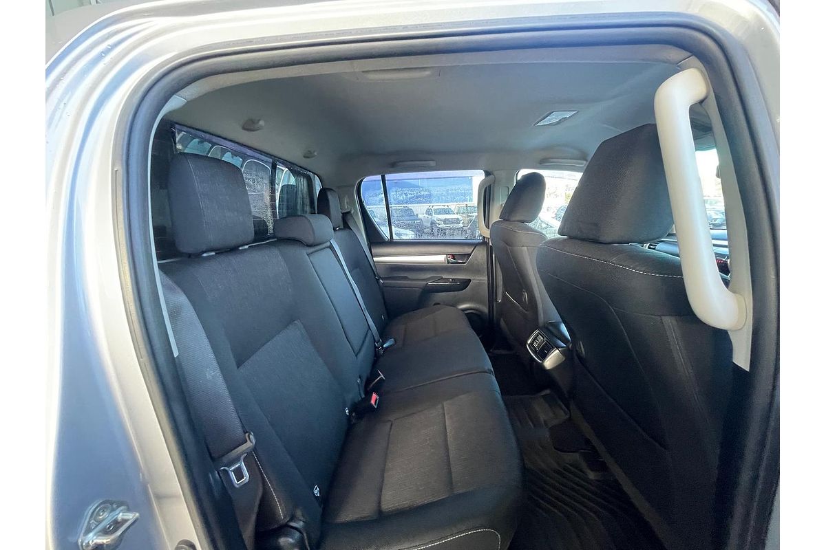 2017 Toyota Hilux SR5 GUN126R 4X4