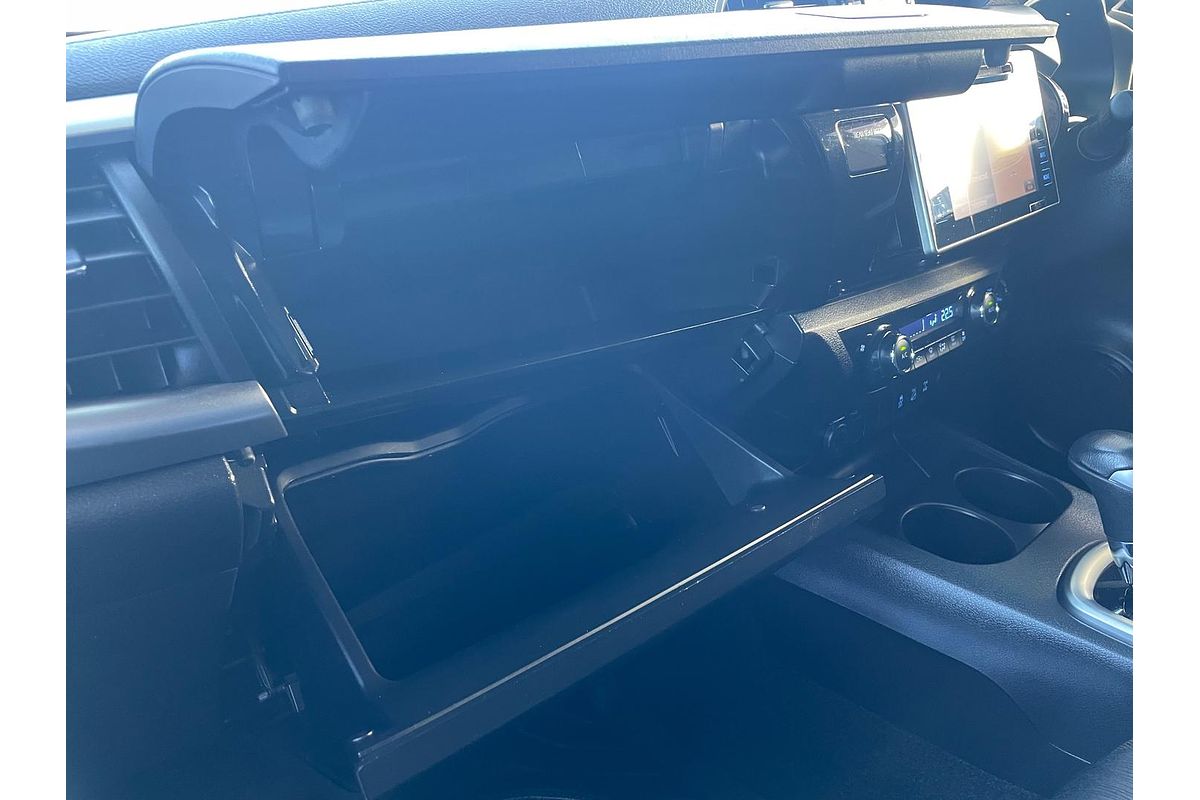 2017 Toyota Hilux SR5 GUN126R 4X4