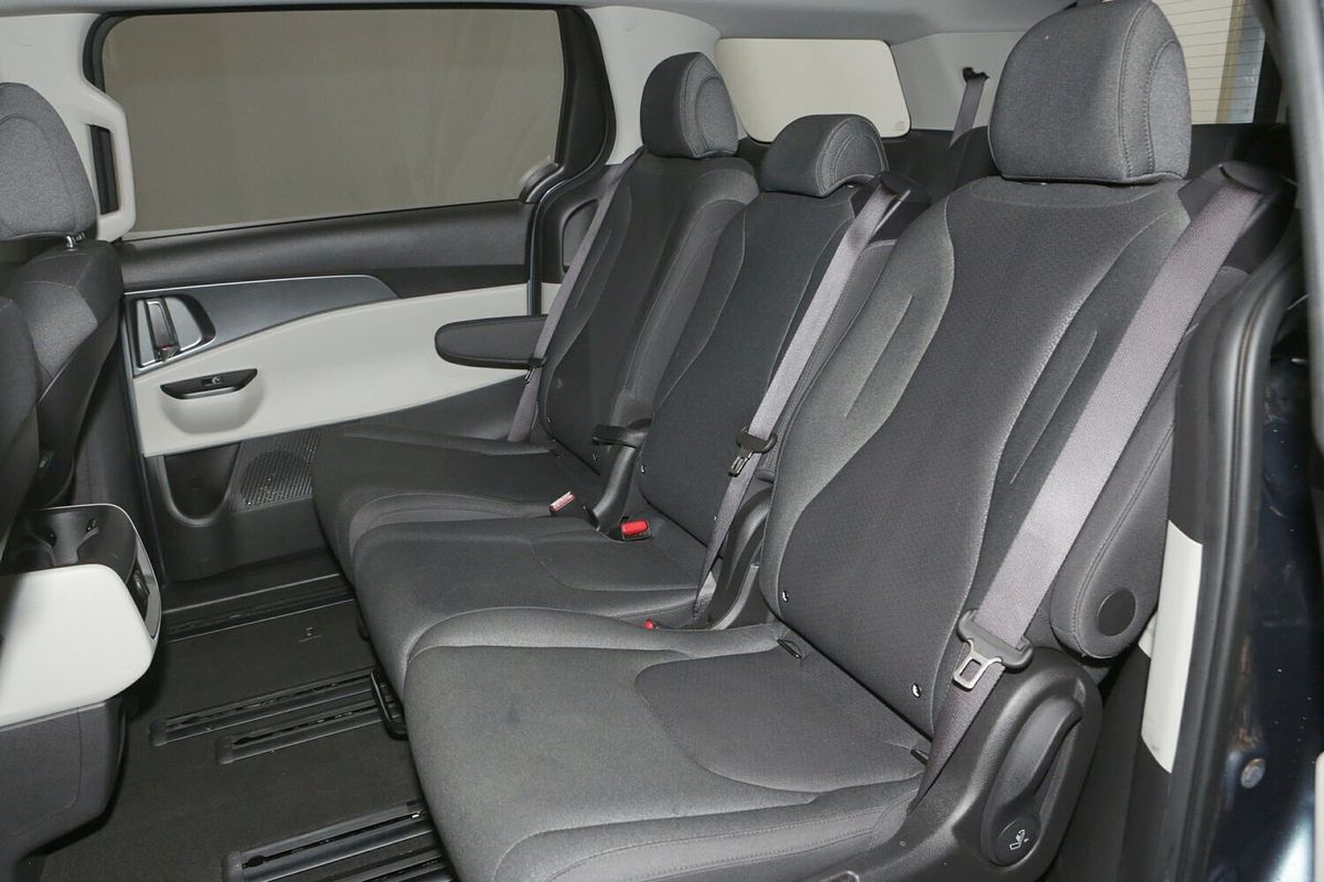 2022 Kia Carnival S KA4