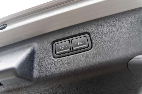 2024 Hyundai STARIA Highlander US4.V3