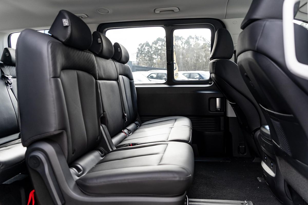 2024 Hyundai STARIA Highlander US4.V3