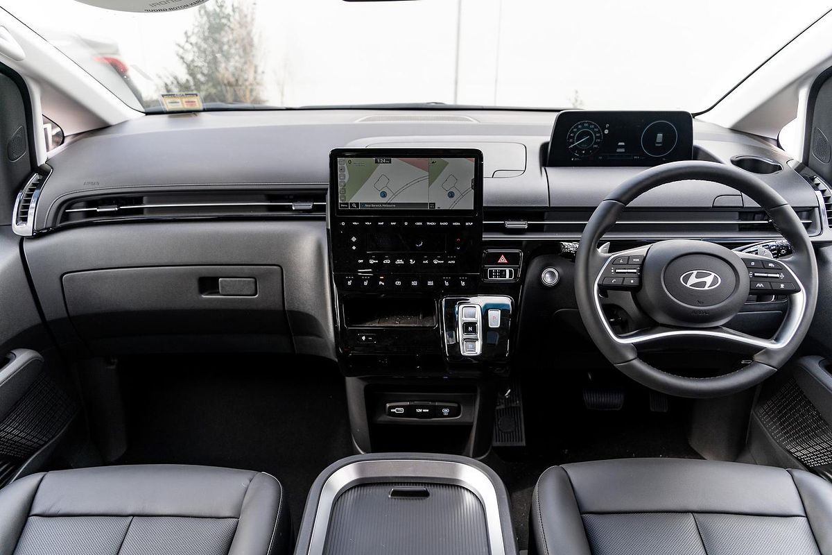 2024 Hyundai STARIA Highlander US4.V3