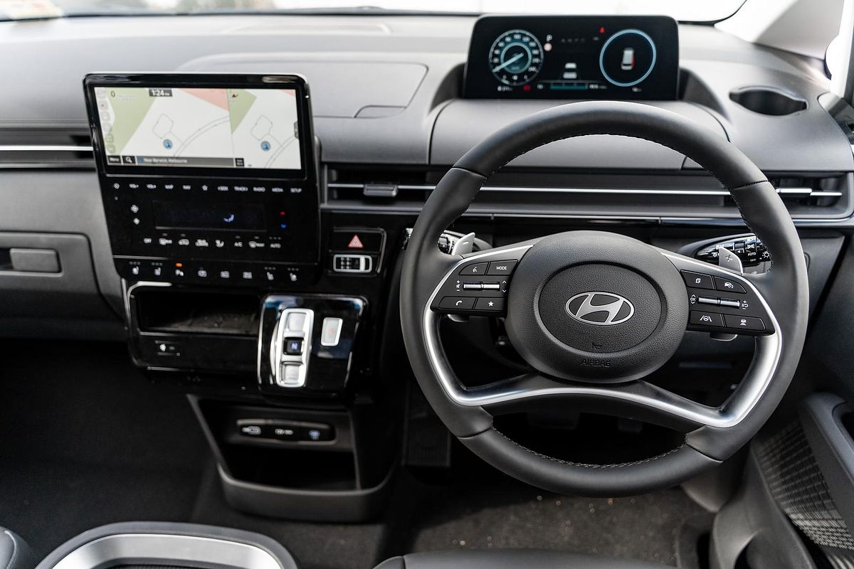 2024 Hyundai STARIA Highlander US4.V3