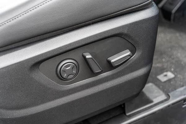 2024 Hyundai STARIA Highlander US4.V3