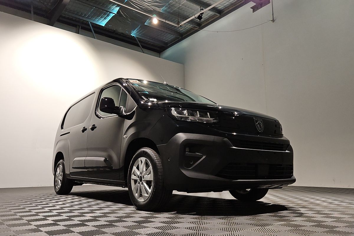 2024 Peugeot Partner Premium K9 LWB