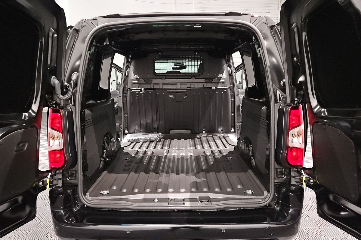 2024 Peugeot Partner Premium K9 LWB