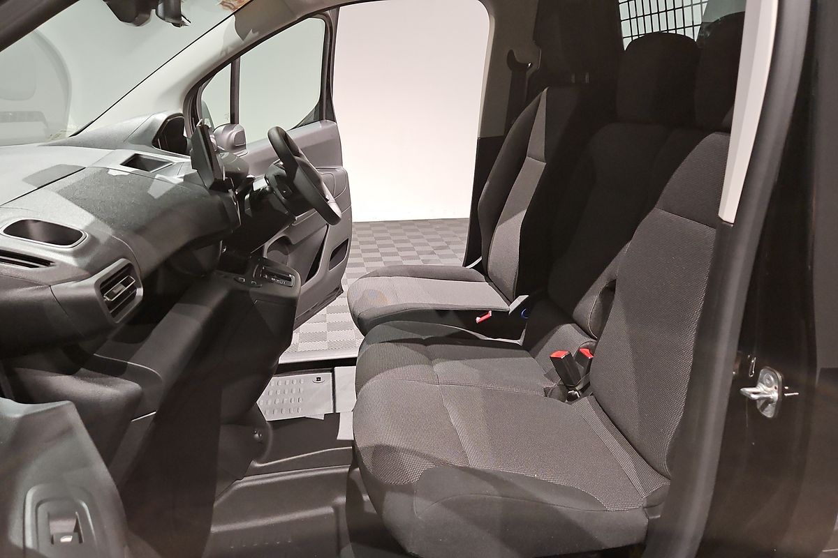 2024 Peugeot Partner Premium K9 LWB