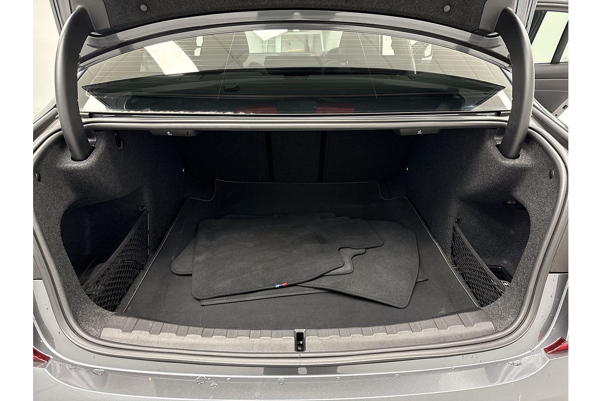 2022 BMW 3 Series M340i xDrive Pure G20