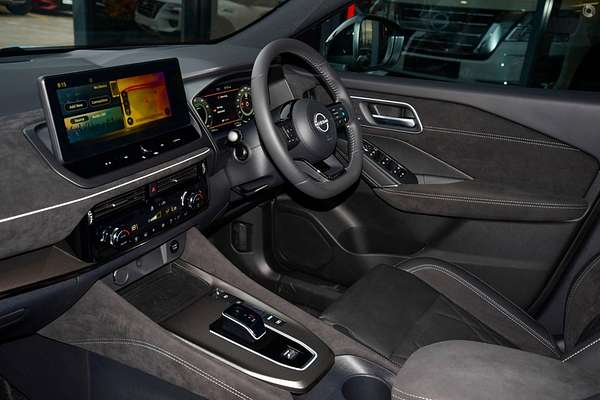 2025 Nissan QASHQAI N-DESIGN e-POWER J12