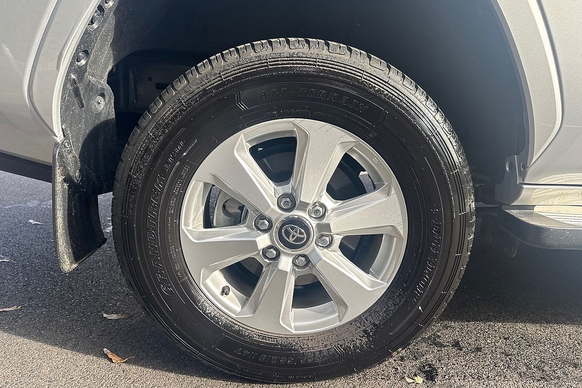 2024 Toyota Landcruiser GXL FJA300R