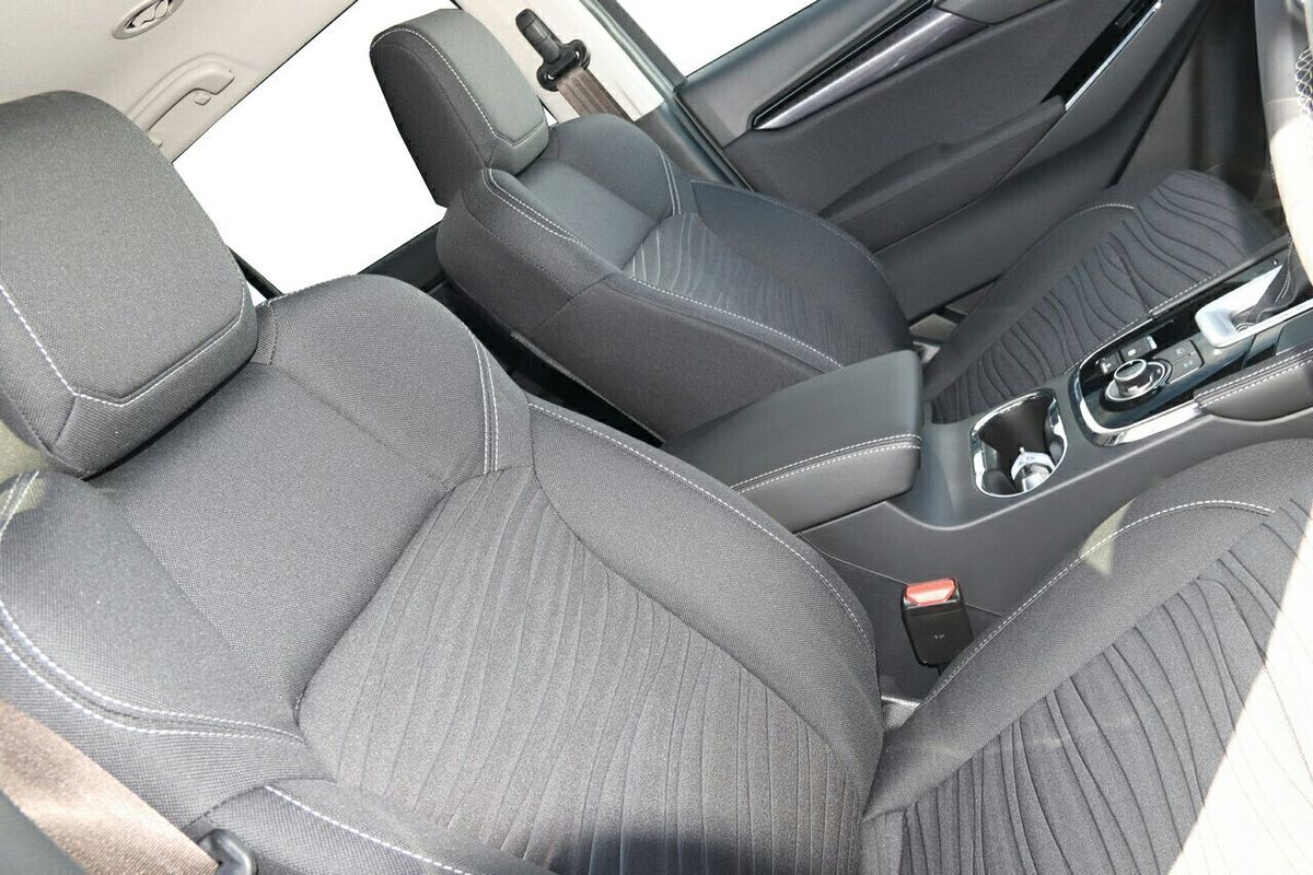 2025 Isuzu MU-X LS-U