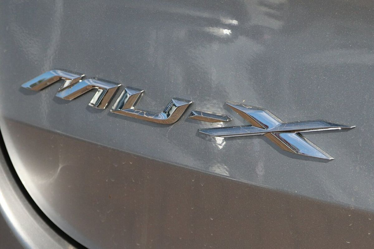 2025 Isuzu MU-X LS-U