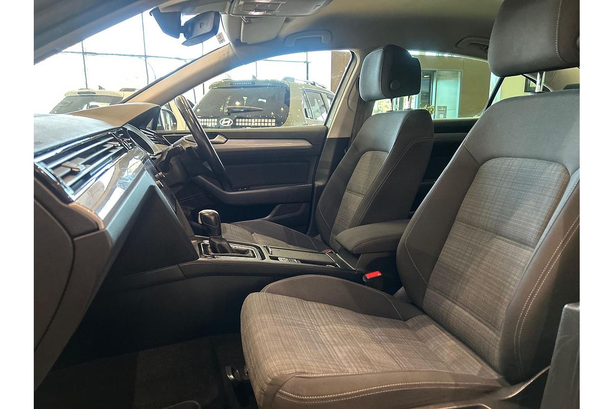 2022 Volkswagen Passat 140TSI Business B8
