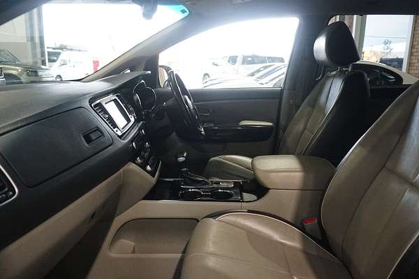 2020 Kia Carnival Platinum YP