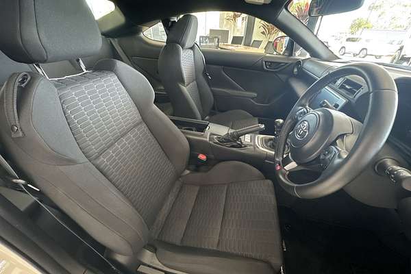 2022 Toyota GR86 GT ZN8