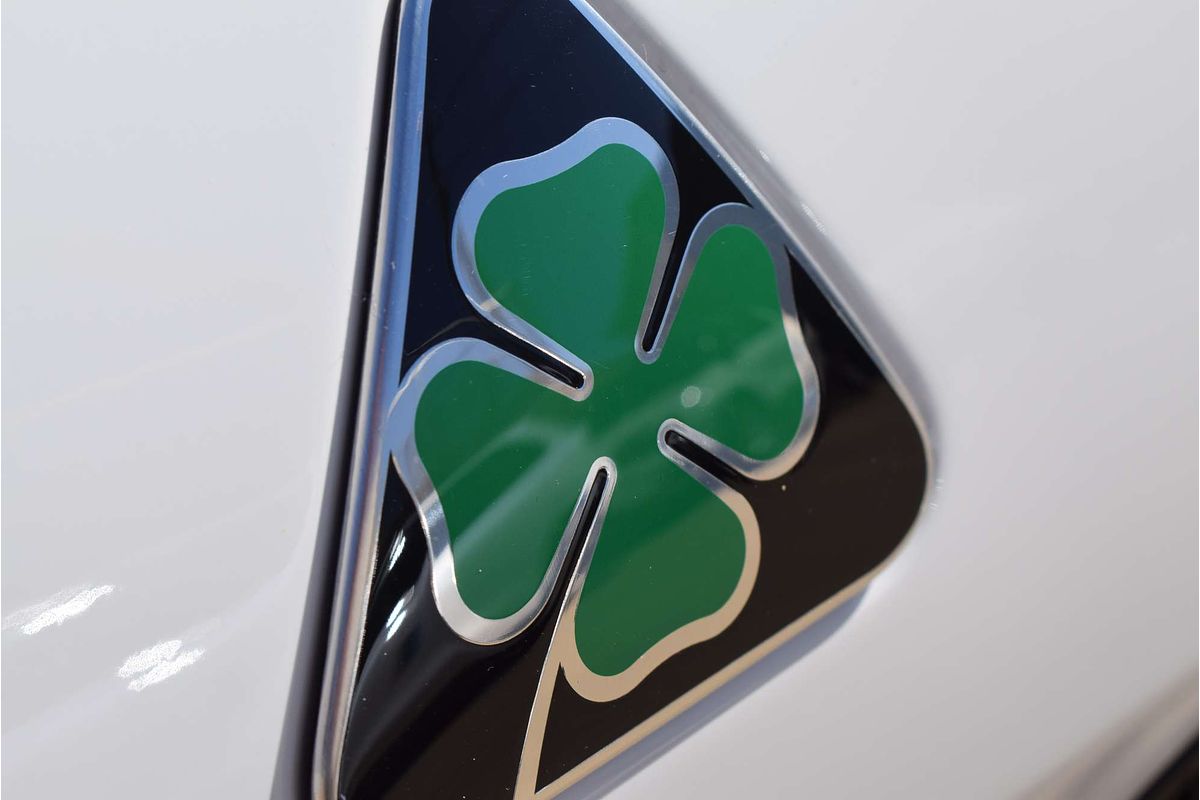 2024 Alfa Romeo Giulia Quadrifoglio Super Sport Series 5