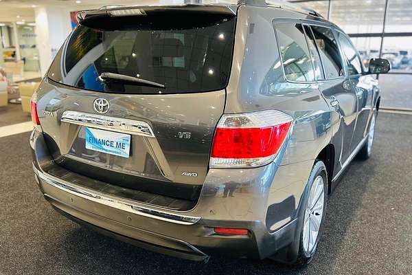 2013 Toyota Kluger Grande GSU45R