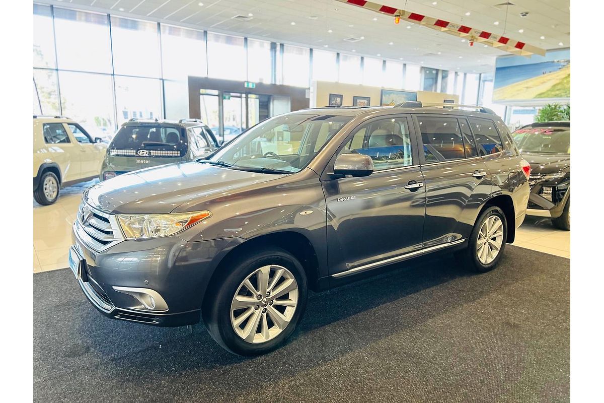 2013 Toyota Kluger Grande GSU45R