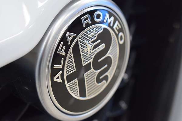 2023 Alfa Romeo Stelvio Veloce Series 4