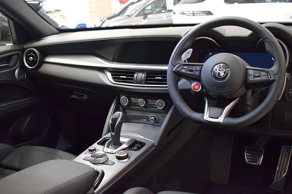 2023 Alfa Romeo Stelvio Veloce Series 4