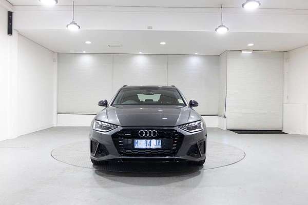 2024 Audi A4 45 TFSI S line B9