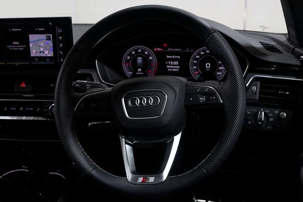 2024 Audi A4 45 TFSI S line B9