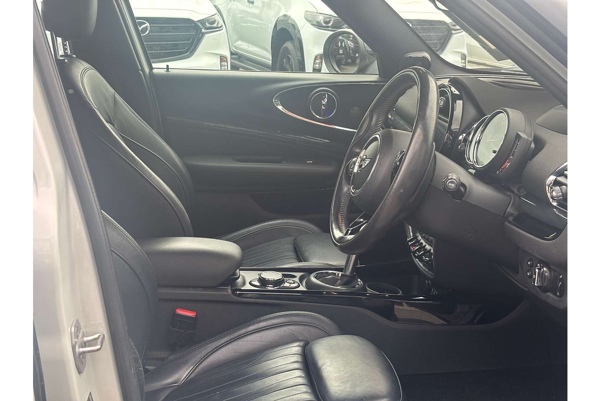 2017 MINI Clubman Cooper S F54