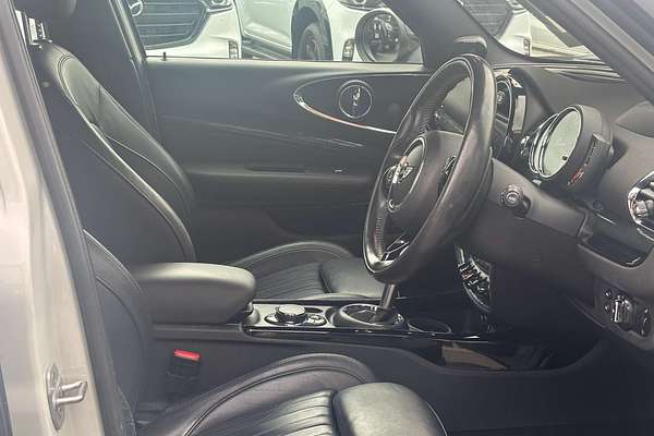2017 MINI Clubman Cooper S F54