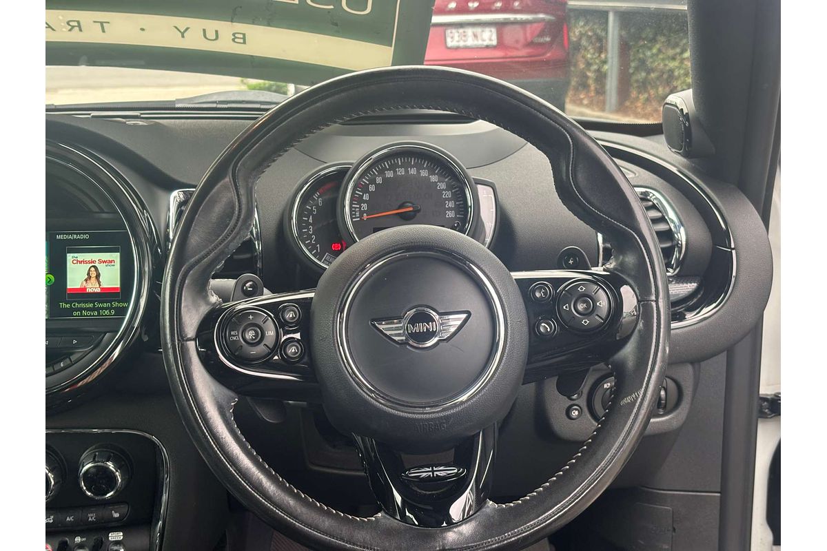 2017 MINI Clubman Cooper S F54