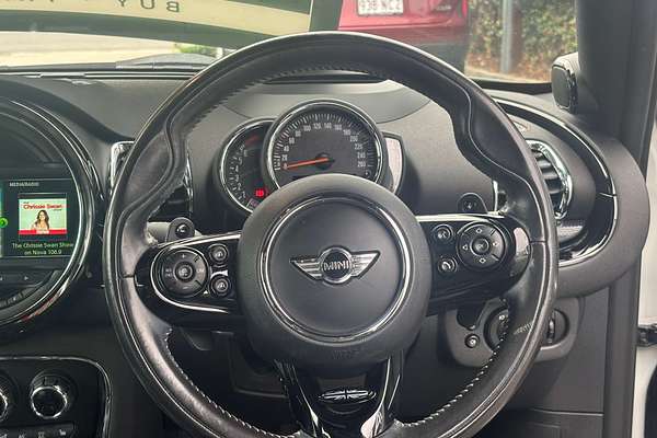 2017 MINI Clubman Cooper S F54