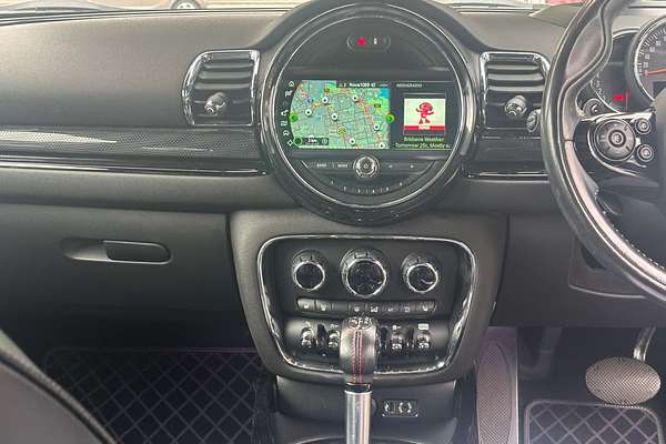 2017 MINI Clubman Cooper S F54