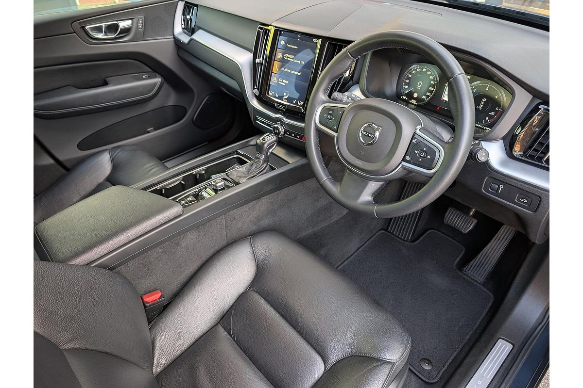 2018 Volvo XC60 D4 Momentum
