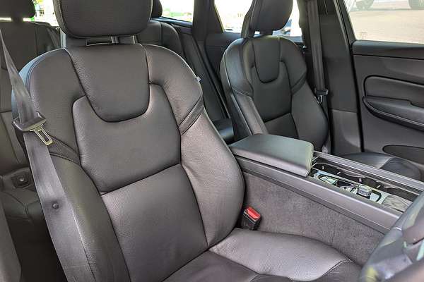 2018 Volvo XC60 D4 Momentum