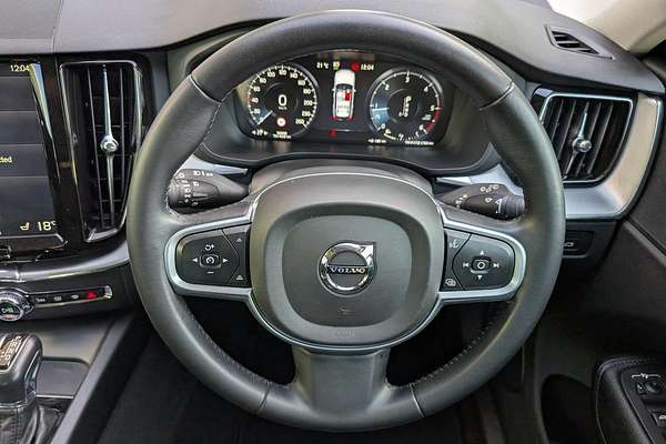 2018 Volvo XC60 D4 Momentum