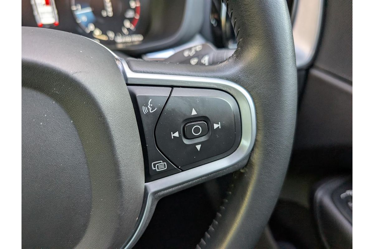 2018 Volvo XC60 D4 Momentum