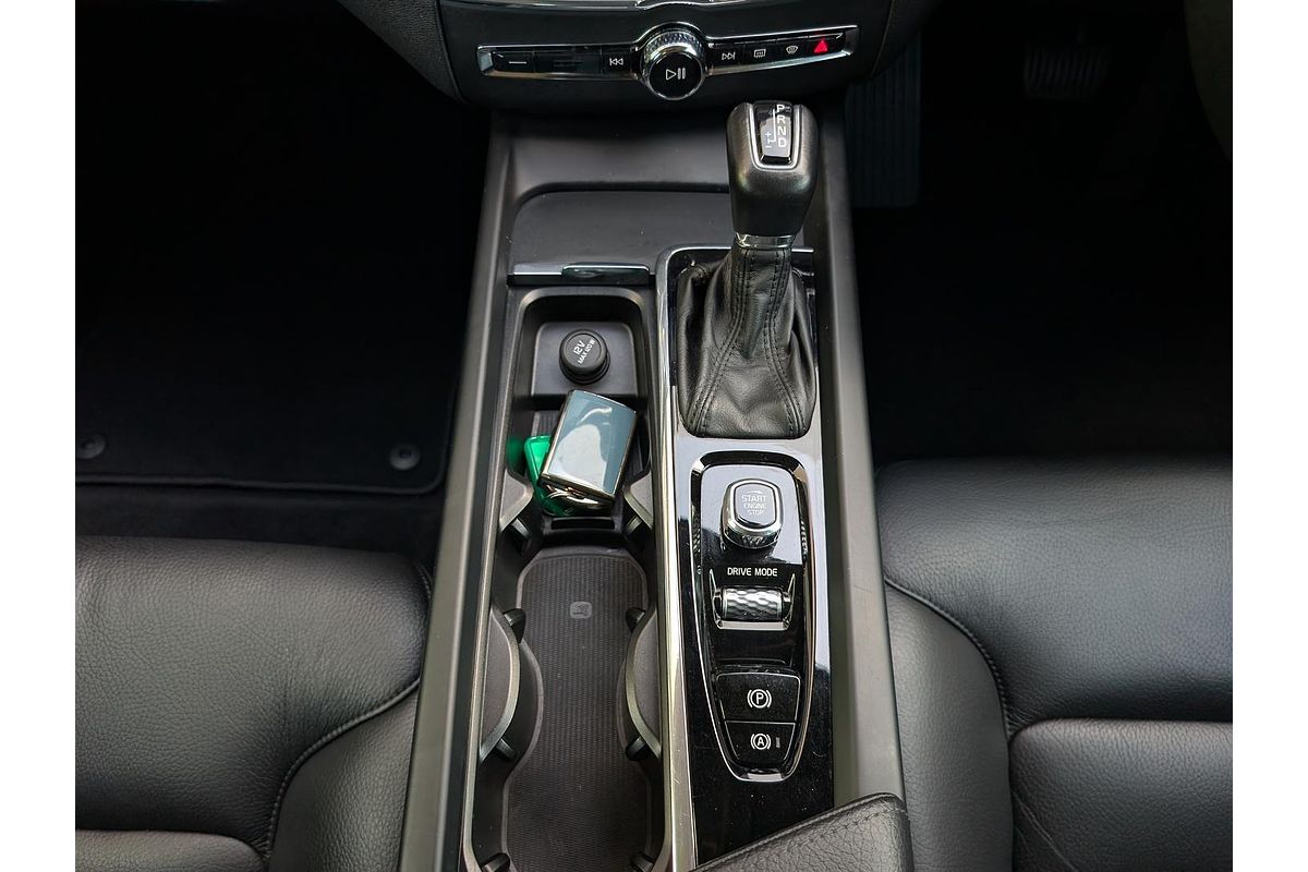 2018 Volvo XC60 D4 Momentum