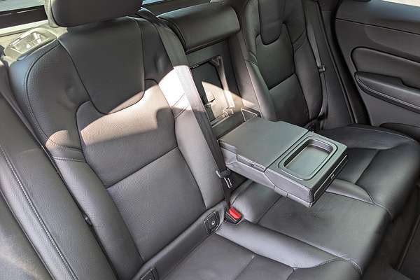 2018 Volvo XC60 D4 Momentum