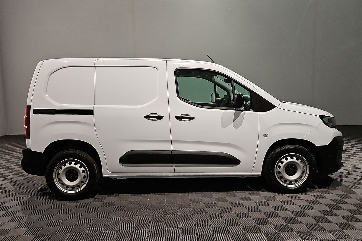 2024 Peugeot Partner Pro K9 SWB