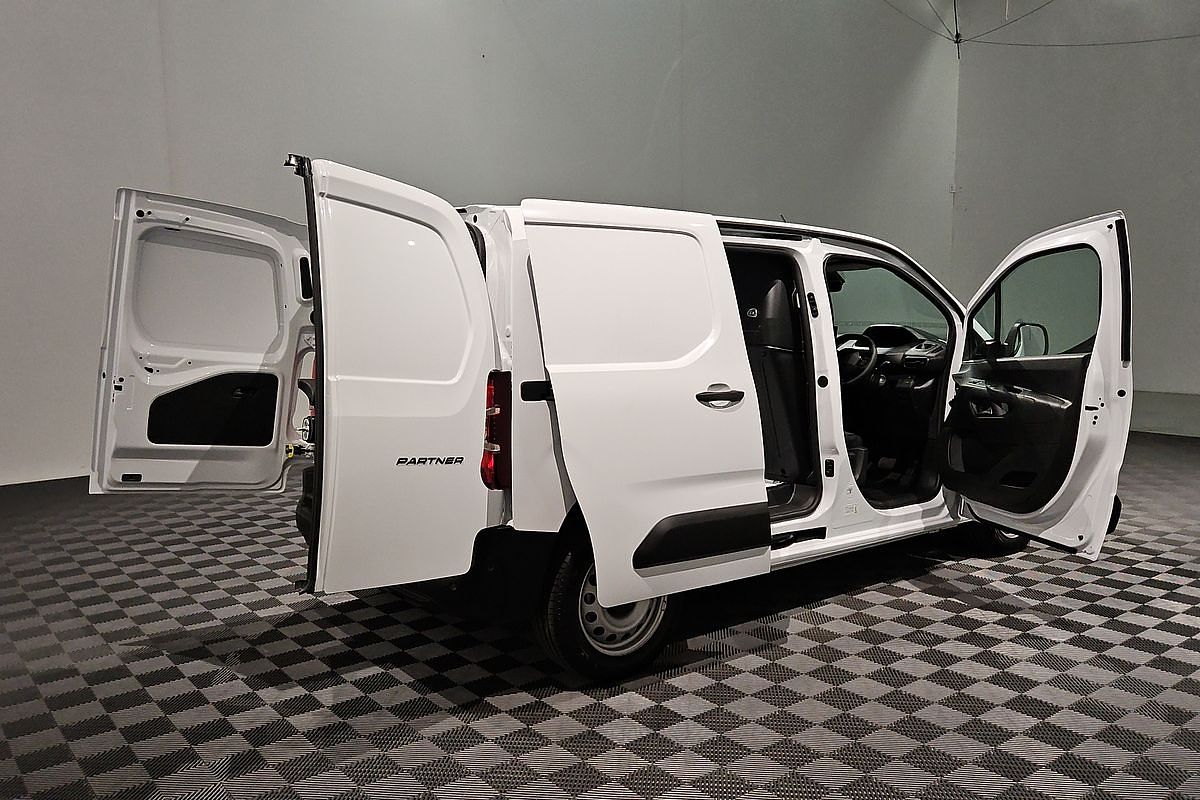 2024 Peugeot Partner Pro K9 SWB