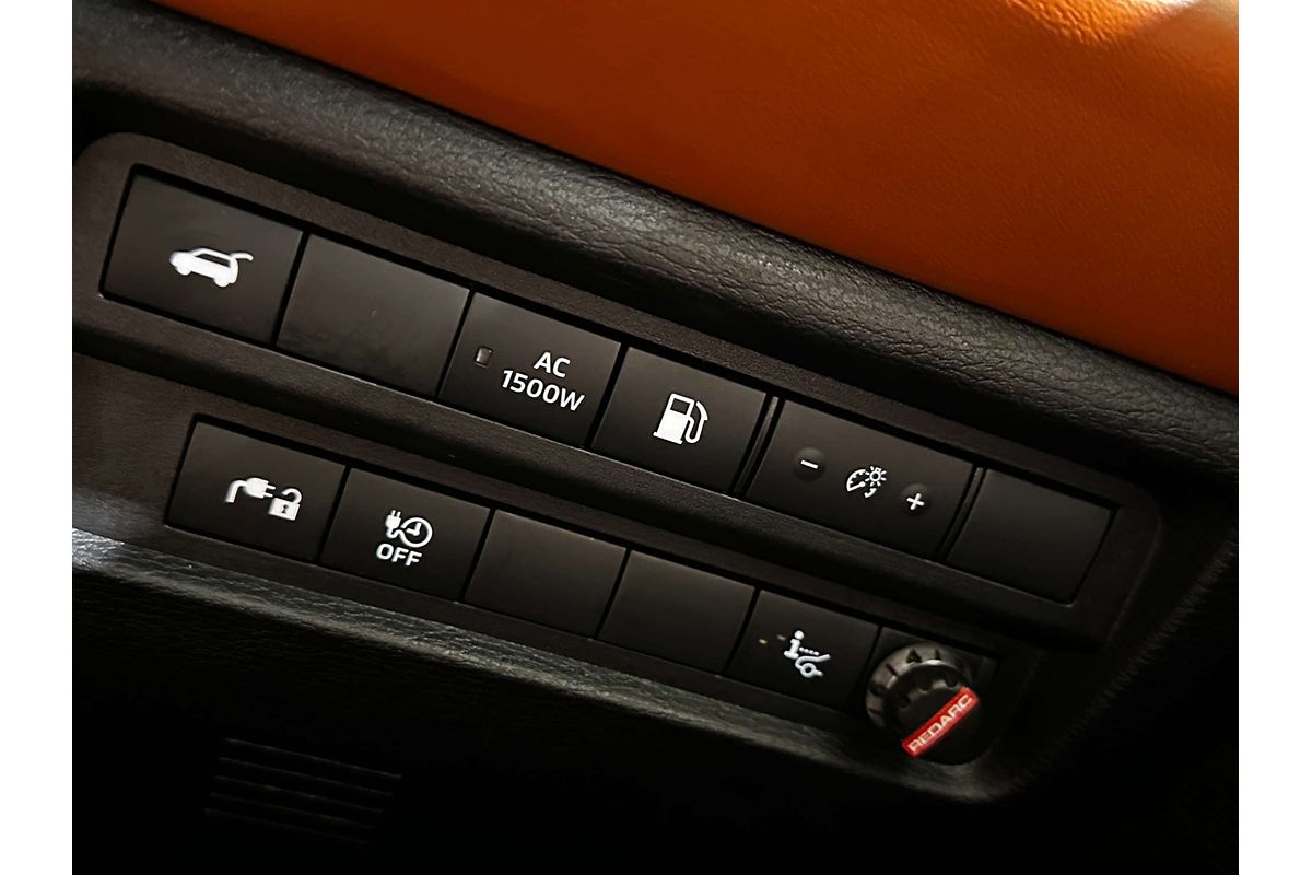 2024 Mitsubishi Outlander PHEV Exceed Tourer ZM