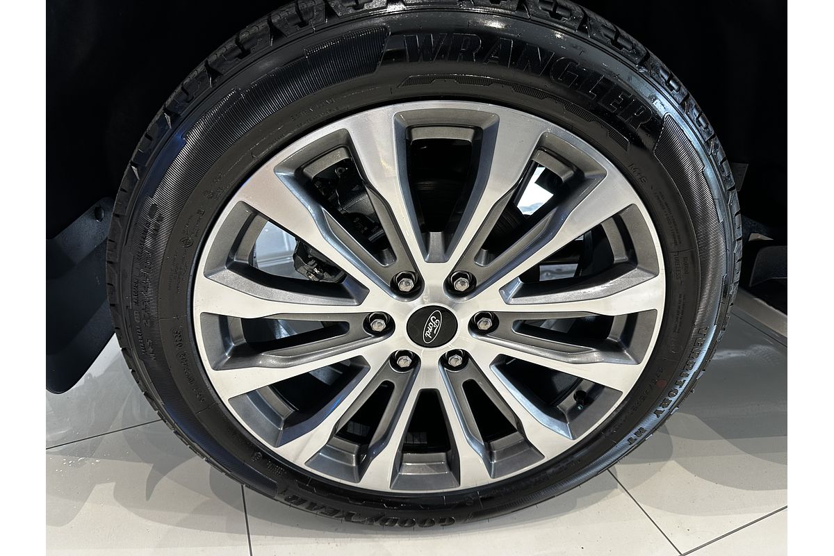 2025 Ford Everest Platinum 3.0L