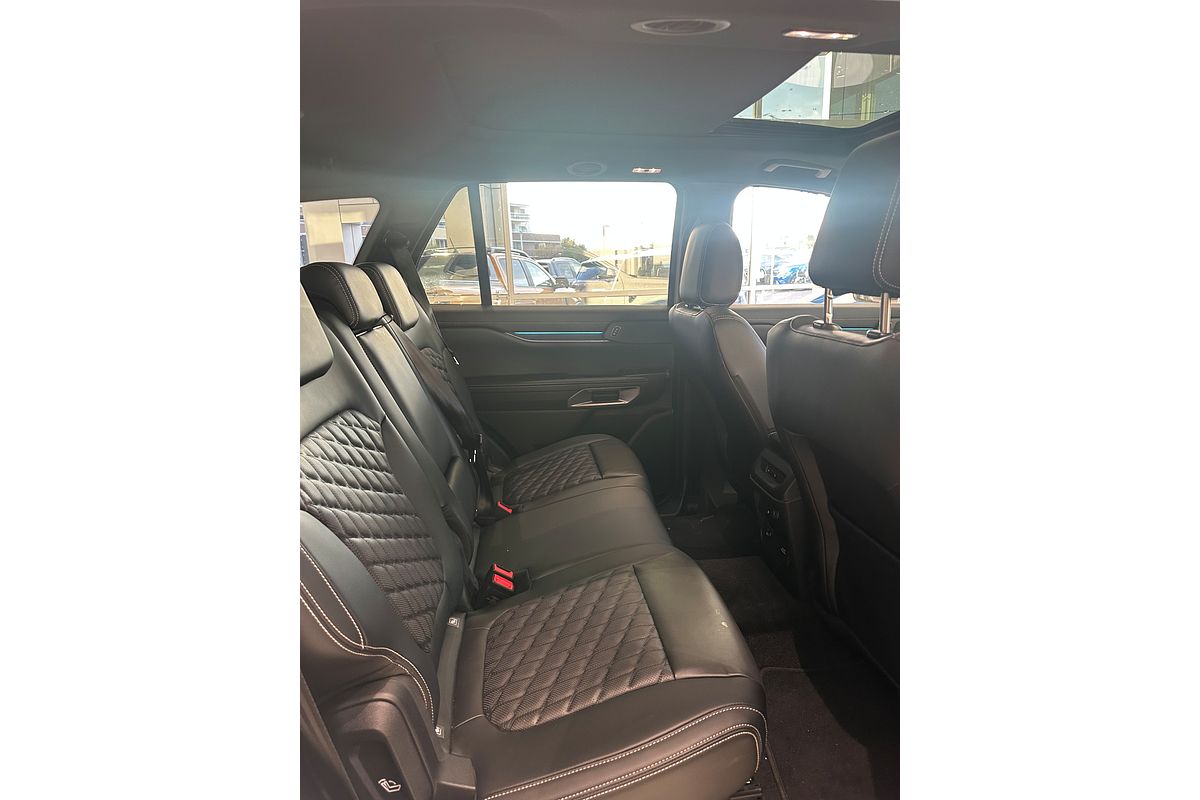 2025 Ford Everest Platinum 3.0L