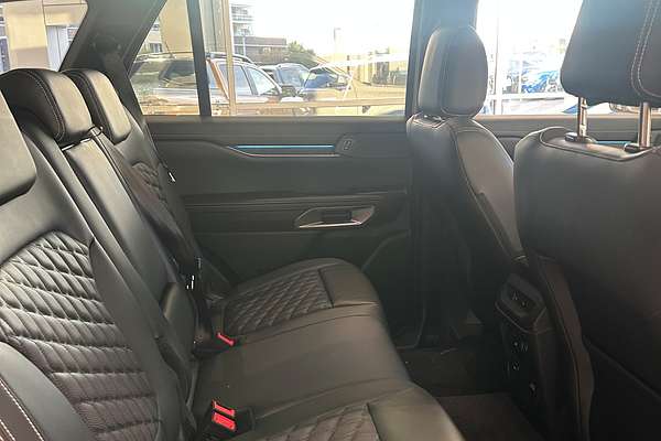2025 Ford Everest Platinum 3.0L