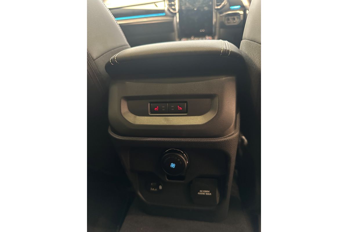 2025 Ford Everest Platinum 3.0L