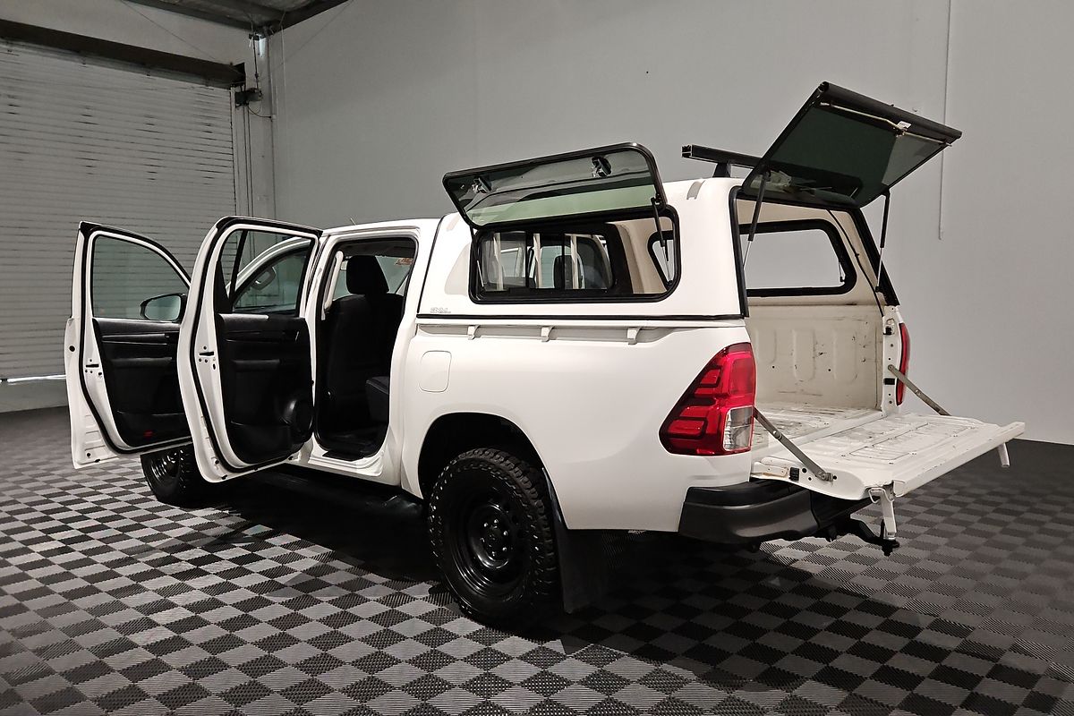 2021 Toyota Hilux SR GUN126R 4X4