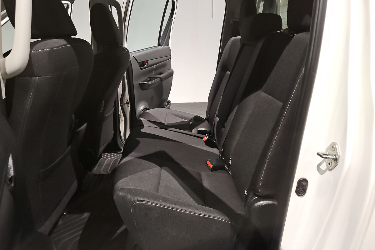2021 Toyota Hilux SR GUN126R 4X4