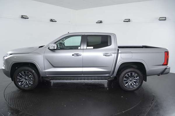 2025 Mitsubishi Triton GLS MV 4X4