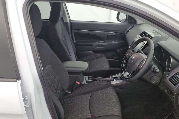 2025 Mitsubishi ASX MR XD
