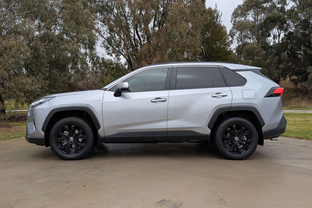 2023 Toyota RAV4 Cruiser AXAH52R